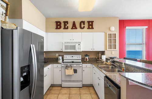 Panama City Beach Condo | BEACHFRONT LUXURY AT ITS FINEST CORNER UNIT!BOOK NOW!