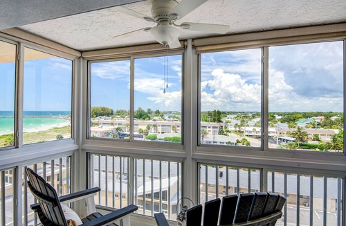 Venice Apartment | Beachfront Penthouse - JAN 2027 OPENING!