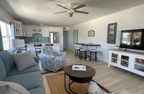 Fort Myers Beach Condo | Beachfront sunny north-end condo, fully renovated and new to the market