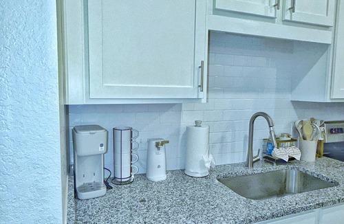 Golden Glades - The Woods Apartment | Beachline Oasis Luxury Retreat Near Beaches
