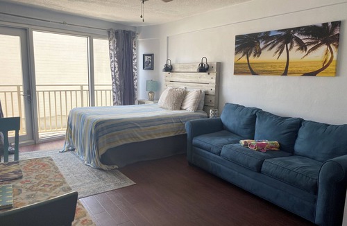 Davis House | Beachside Paradise