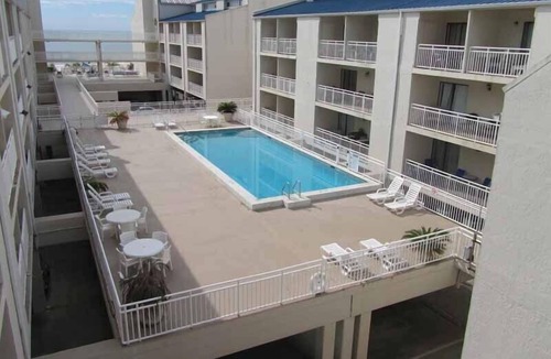 Orange Beach Condo | BeachSide Sanctuary~Excellent Amenities! Great Place for a Great GetAway!