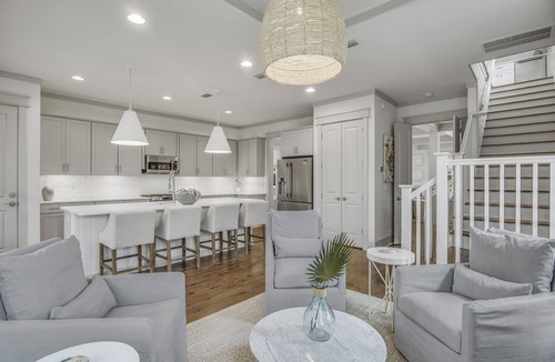 Santa Rosa Beach House | Beargrass. 4 Bedroom Newly Updated with 6-Seater Golf Cart & Bikes!