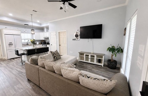Gonzales House | Beautiful 3-bedroom house in charming Gonzales