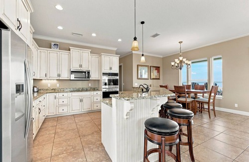 Villa Primera House | Beautiful 5-bdrm, 4.5-bath home - within easy walking distance to everything!