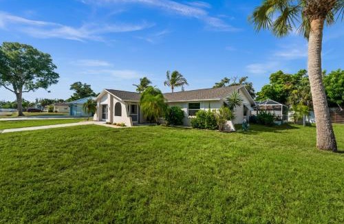South Venice House | Beautiful, Accessible Venice Home near the beach and Historic Venice Downtown