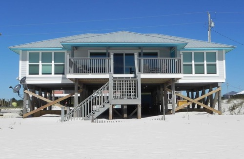 Surf Side Shores House | BEAUTIFUL BEACHFRONT PROPERTY!nBOOK YOUR RELAXING GETAWAY AT PALMETTO DUNES! n