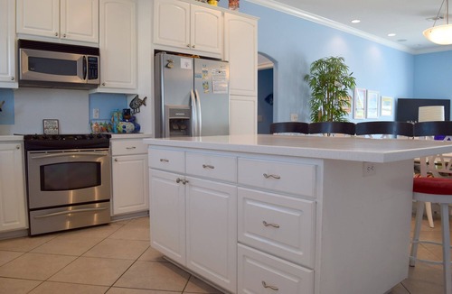 Villa Primera House | Beautiful 'Bella Blue' Heated Pool, Elevator & Best Location