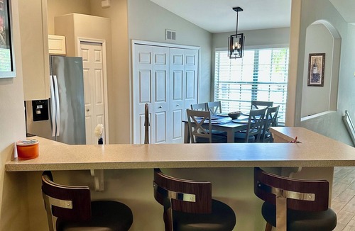 Fort Myers Condo | Beautiful Colonial Country Club. 2 Bedroom, 2 Full Bath.