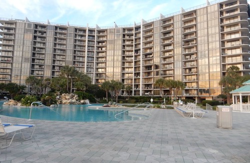 Panama City Beach Condo | BEAUTIFUL GULF FRONT CONDO AT EDGEWATER BEACH RESORT MILLION DOLLAR VIEWS