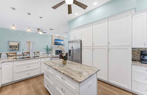 Tropic House | Beautiful Large Waterfront Retreat W/Heated Pool And Lanai!☀️