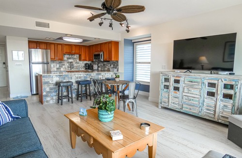 Stuart Condo | Beautiful Oceanfront condo at the Marriott Resort on Hutchinson Island