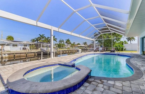 Lochmoor Waterway Estates House | Beautiful pool home on waterfront near river, snowbird long term rates offered