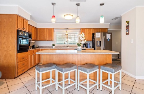 Venetian Way House | Beautiful Riverfront House — Screened Lanai, Pool, Private Dock & Pet‑Friendly! 🌊
