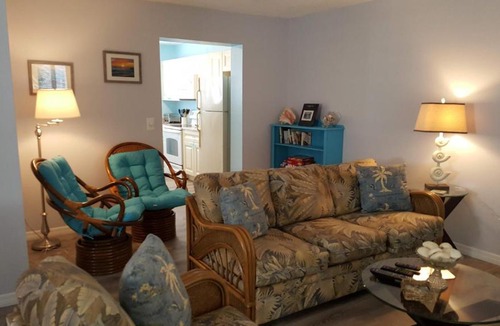 Indian Shores House | Beautiful Seashell Condo with Pool