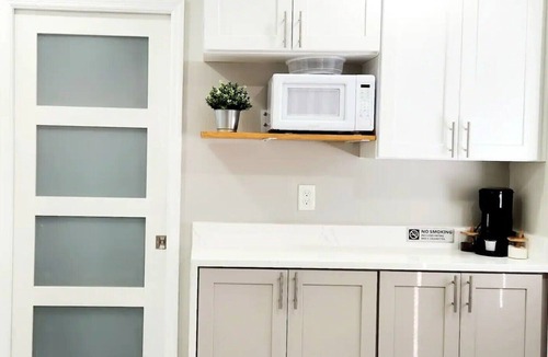 Bloomingdale Apartment | Beautiful Serenity Villa. Cozy and modern. Enjoy Florida and rest happy!