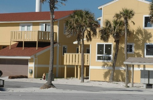Pensacola Beach House | Beautiful Townhouse on the Sugar White Sands of Pensacola Beach, Fla