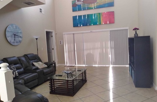 West Haven House | Beautiful Vacation House near Disney with Pool