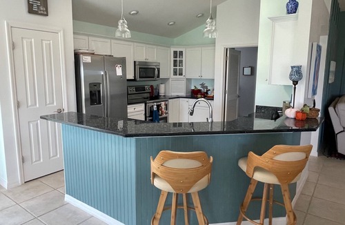 The Villages House | BEAUTIFULLY Decorated 3 Bdrm 2 Bath w/GAS GOLF CART, BBQ & FREE WIFI!