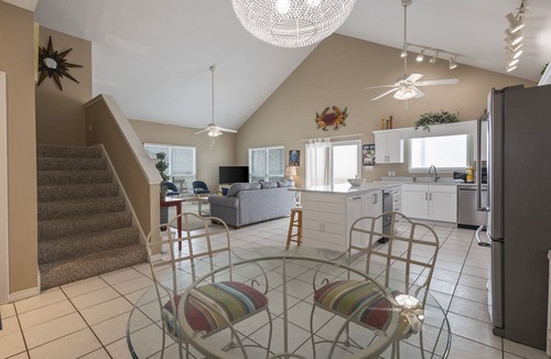 Fort Morgan House | Beautifully decorated 4 Bdrm, 3 Ba Gulf Front with all the extras
