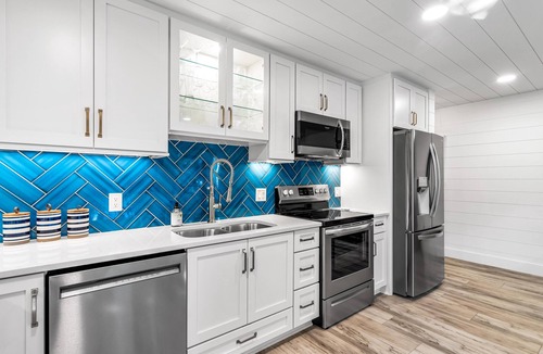 Inlet Beach Condo | BeeBy the Ocean l Walk to Beach l Bike to Rosemary l Pool