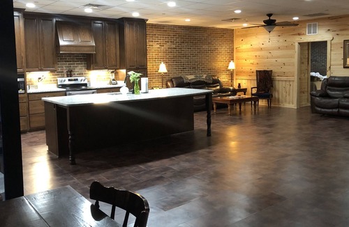 Troy House | BELL SOUTH EXECUTIVE SUITE DOWNTOWN TROY