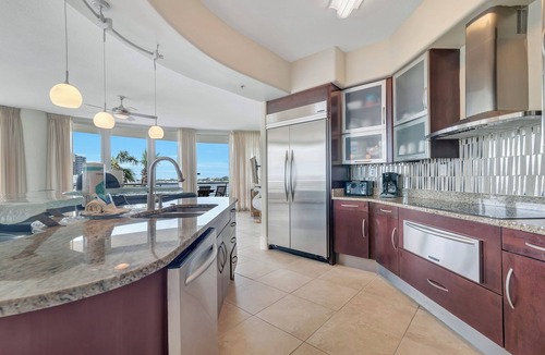Orange Beach East Condo | Bella Luna 201- High end Luxury-Walk to Flora-Bama-Boaters Paradise-Amazing View