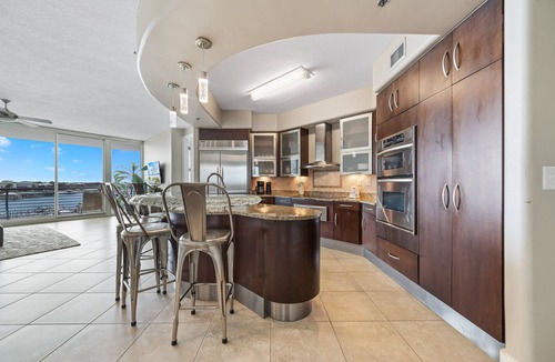 Orange Beach East Condo | Bella Luna 407-Luxury Condo-Sleeps 8-Walk to Flora-Bama-Boaters Heaven-