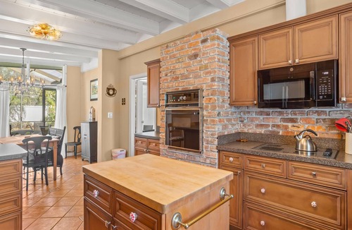 Belle Vista House | Belle Vista Beach House | Monthly Property + Hot Tub & Fire Pit!