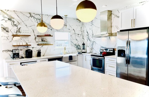 Fort Morgan House | Best Value Modern family friendly gulfront home