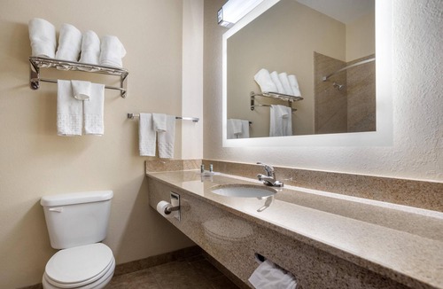 Opp Hotel | Best Western Opp Inn