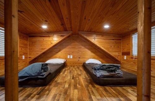 Hillsboro Other | Beyonder getaway at Wheeler Lake