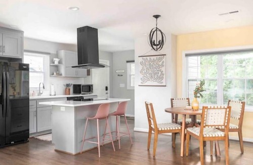 Crestline Heights House | BHAM Beauty! 2 King Bed/2 Bath. Renovated in '22