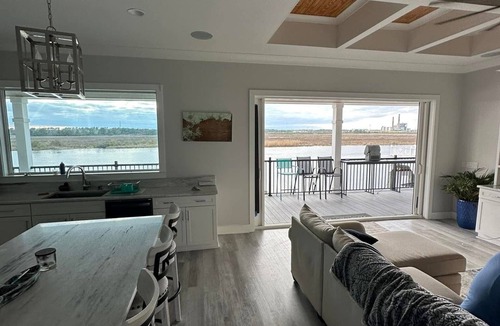 Biloxi House | Biloxi waterfront.3BR/2BA stilt house ~ sleeps 6. Plenty of parking