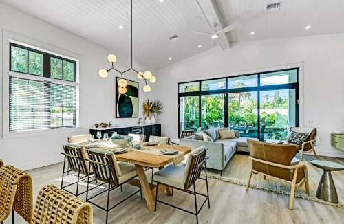 Holmes Beach House | Blissful Paradise