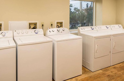Ormond Beach House | BLOCK Casa Del Mar 2br