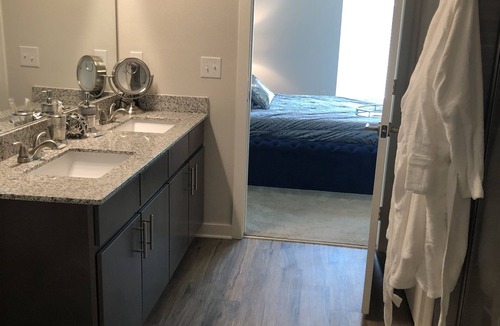 Deerwood Apartment | Blue Bliss Luxury Stay