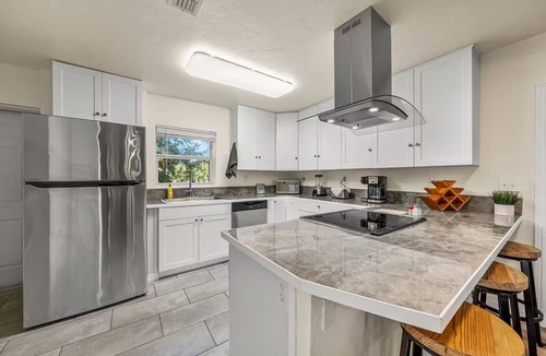 Lakeland House | Blue Door’s Residence – between Disney & Tampa