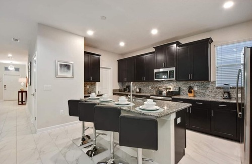 Davenport House | Blue Moon Valley Villa: Private Pool/Spa!
