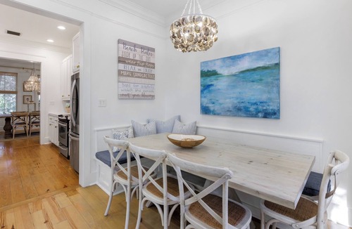 Cottage District House | Blue Oyster Cottage in Watercolor | Steps to Seaside | Includes Golf Cart