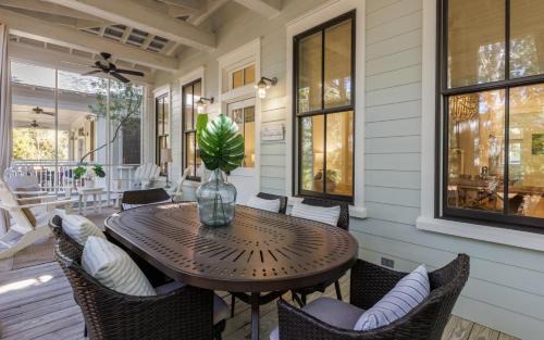 Cottage District House | Blue Oyster Cottage
