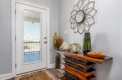 Dauphin Island House | Blue Pearl