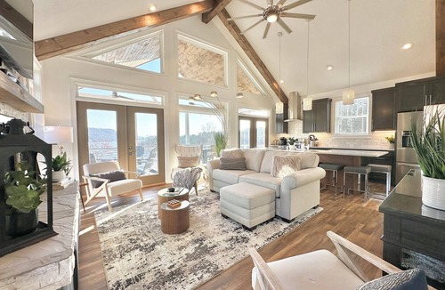 Cedar Bluff House | "Blue w/a View"" - Brand new luxury home with hot tub, fire pit, kayaks, & FUN!