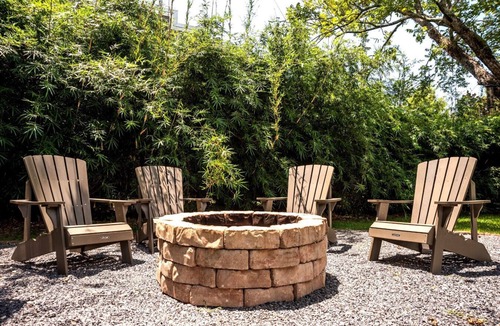 Mandeville Condo | Book A Memory Presents the Monroe Suite at Blue Heron an Old Mandeville Stay