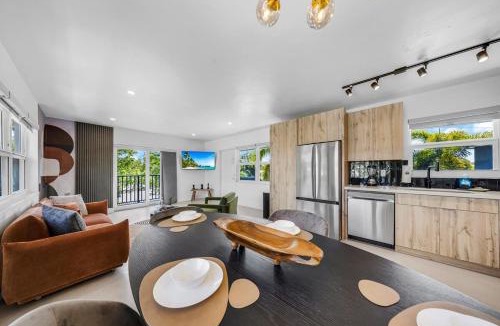Coral Ridge Isles Apartment | Boutique Stay - Resort - 5 min to beach - near shop
