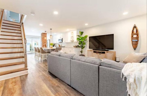 Bradley Beach House | Bradley Beach Compound