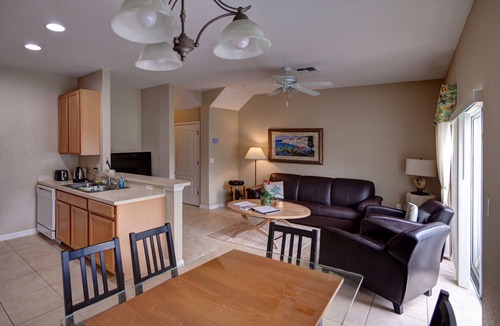 Kissimmee House | Brand new villa near all mayor themeparks & airport. Private jacuzzi & Pool !