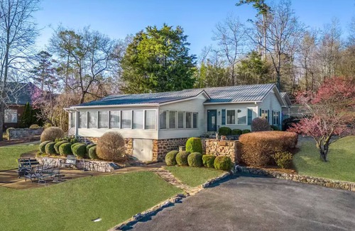 Guntersville House | Briar Patch - Guntersville Lake, waterfront w/dock