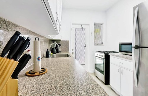 West Avenue Apartment | Bright 1BR Miami Beach Stay Near the Ocean