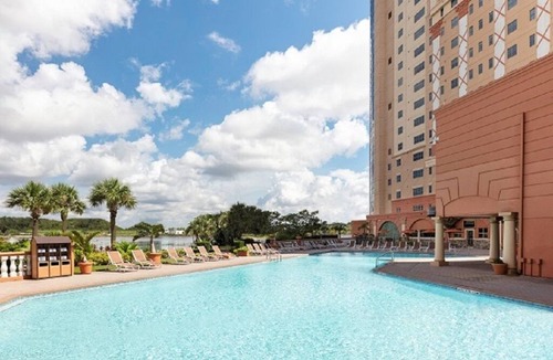 Florida Center Apartment | Bright 2-bedroom apartment at WESTGATE PALACE Resort next to UNIVERSAL STUDIOS